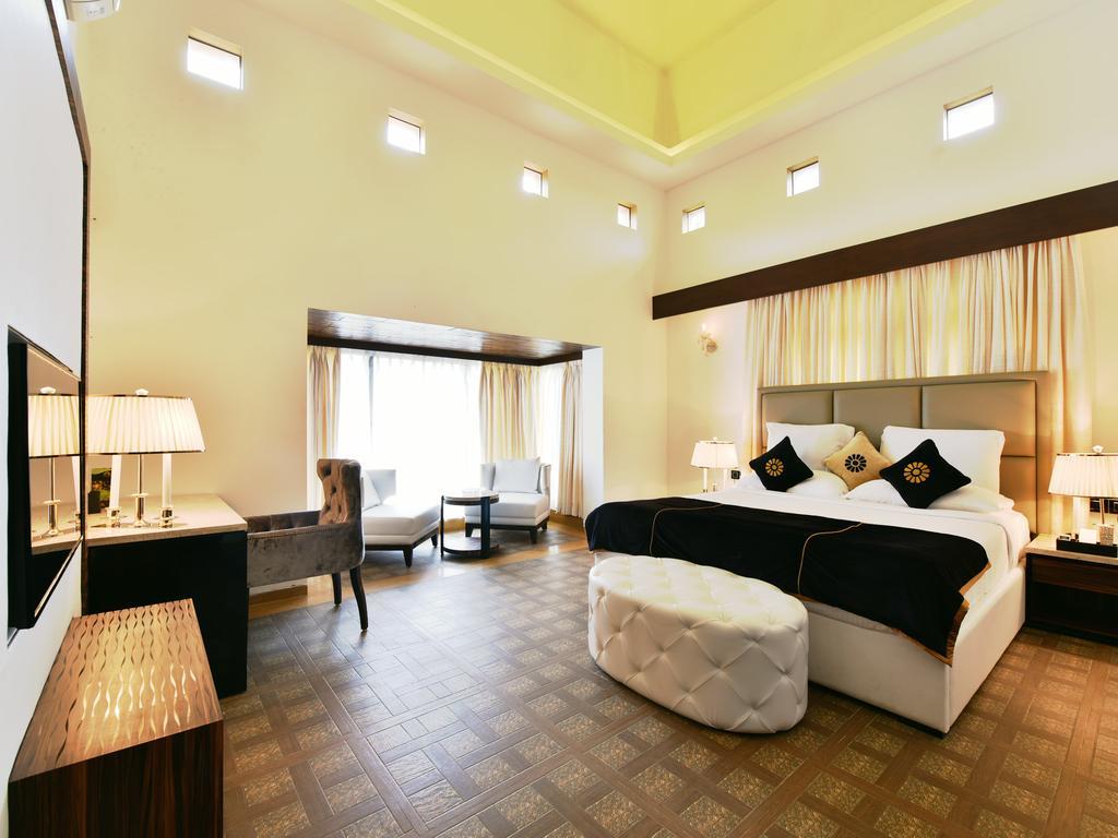Della Resorts Lonavala Exteriör bild